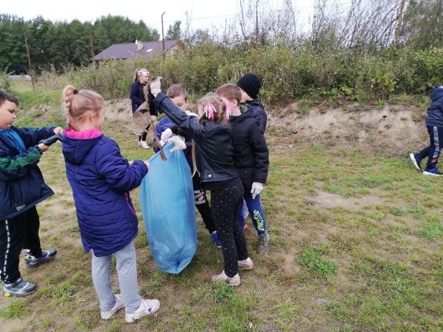 Sprzątania Świata - filia szkoły w Parlinie - Obrazek 2
