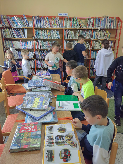 Návšteva Záhorskej knižnice v Senici - Obrázok 3