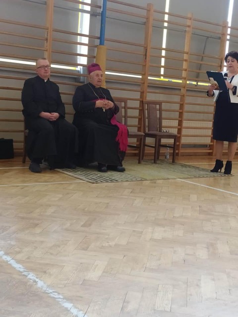 Wizyta Ekscelencji ks. Biskupa Edwarda Białogłowskiego - Obrazek 5
