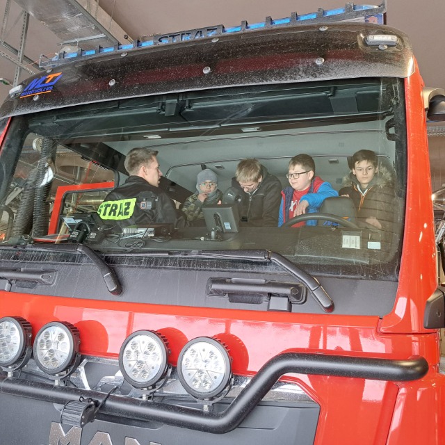 Wycieczka do Komendy Miejskiej Państwowej Straży Pożarnej w Kielcach - Obrazek 1