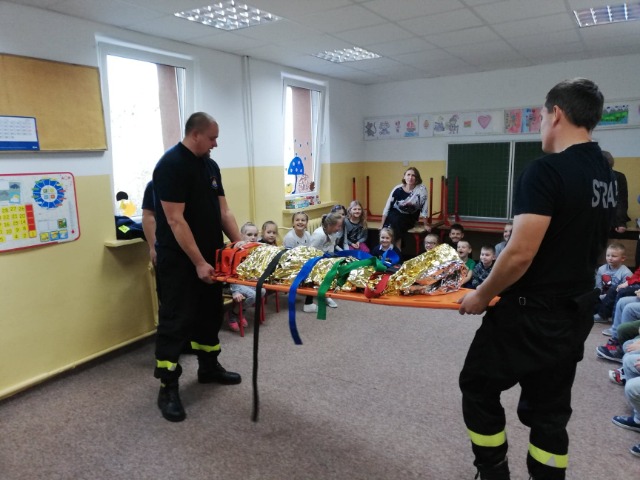 Strażacy w szkole - filia Parlino. - Obrazek 3