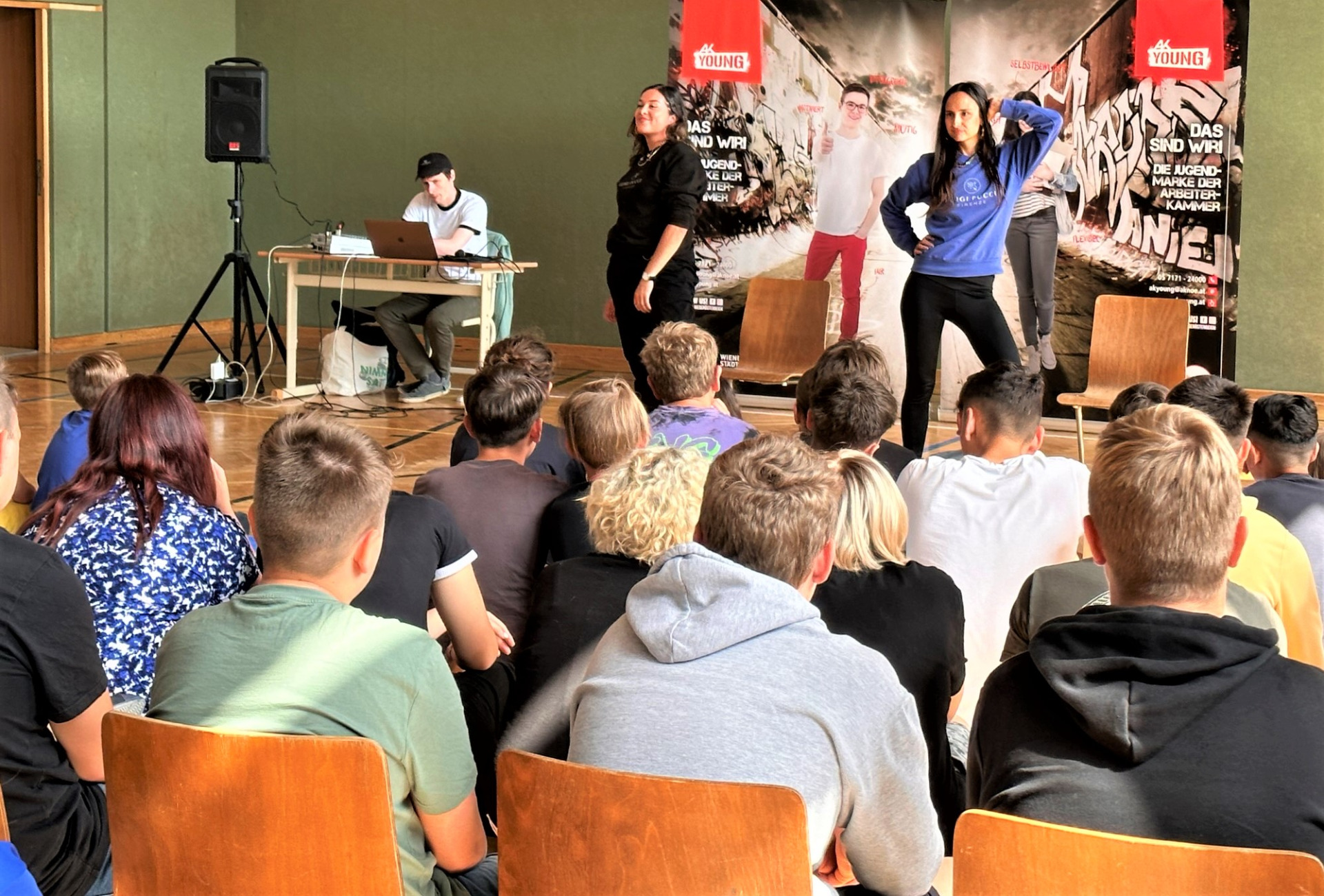 AK YOUNG Jugendtheater zum Thema „Soziale Medien“  - Bild 3