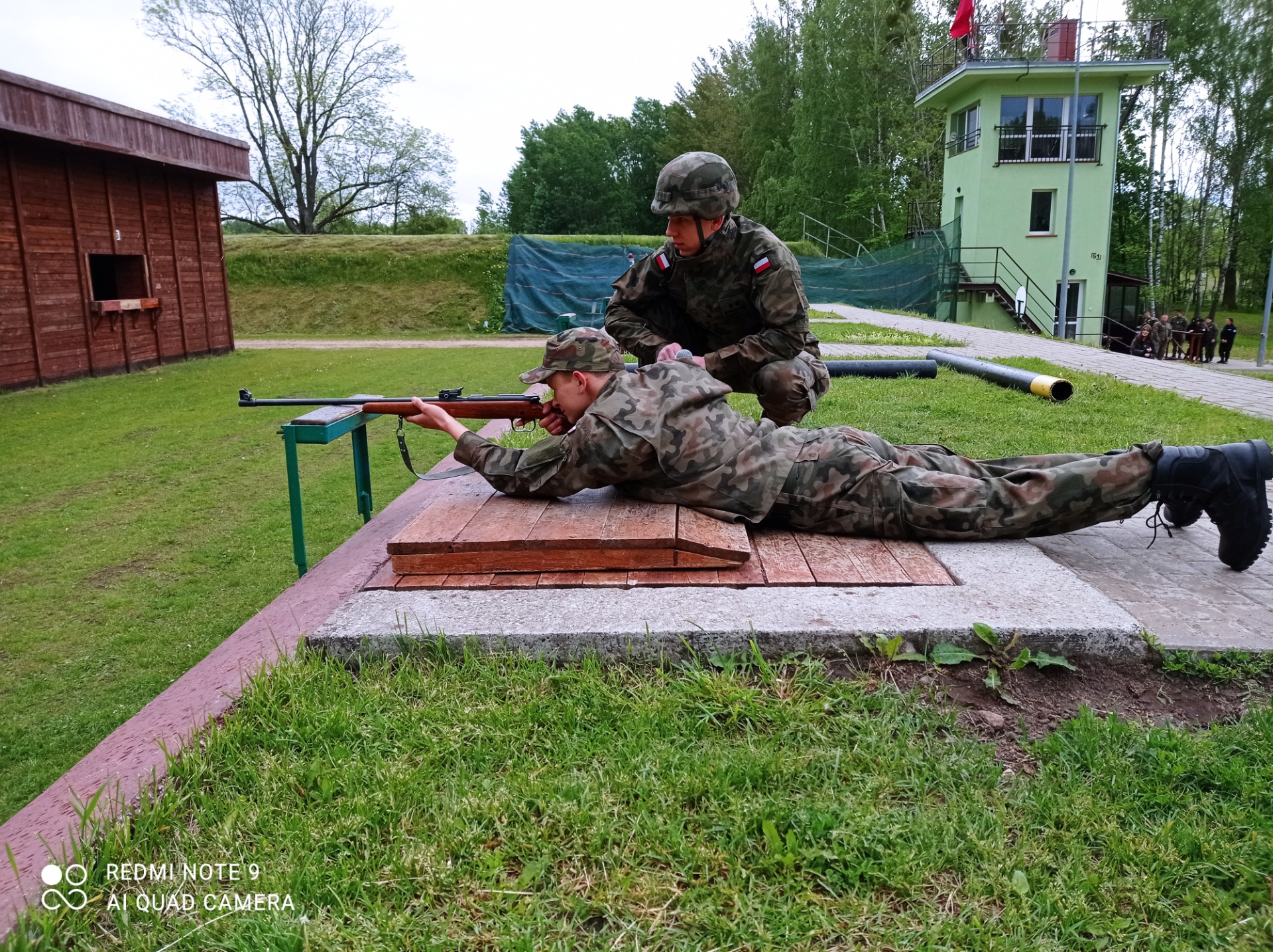 Szkolenie strzeleckie klas mundurowych w dniu 27.05.2022r. na strzelnicy 11 MPA - Obrazek 2