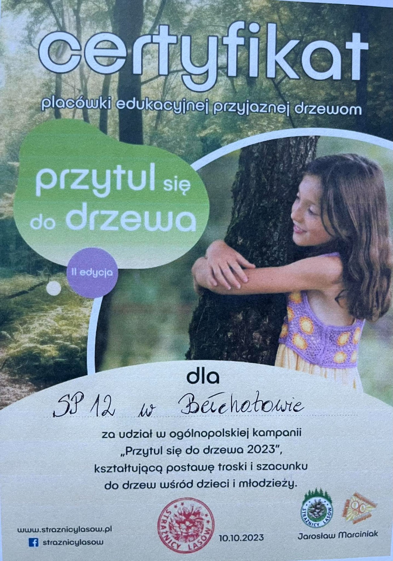 Certyfikat ogólnopolskiej kampanii "Przytul się do drzewa 2023" dla SP12 - Obrazek 1