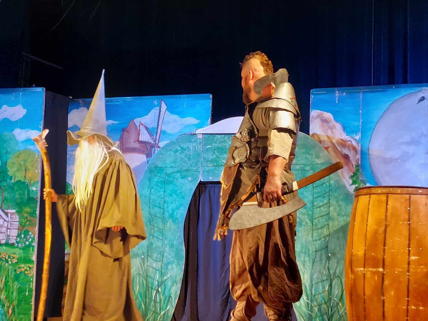 Przygody dzielnego hobbita na dużej scenie - Obrazek 2