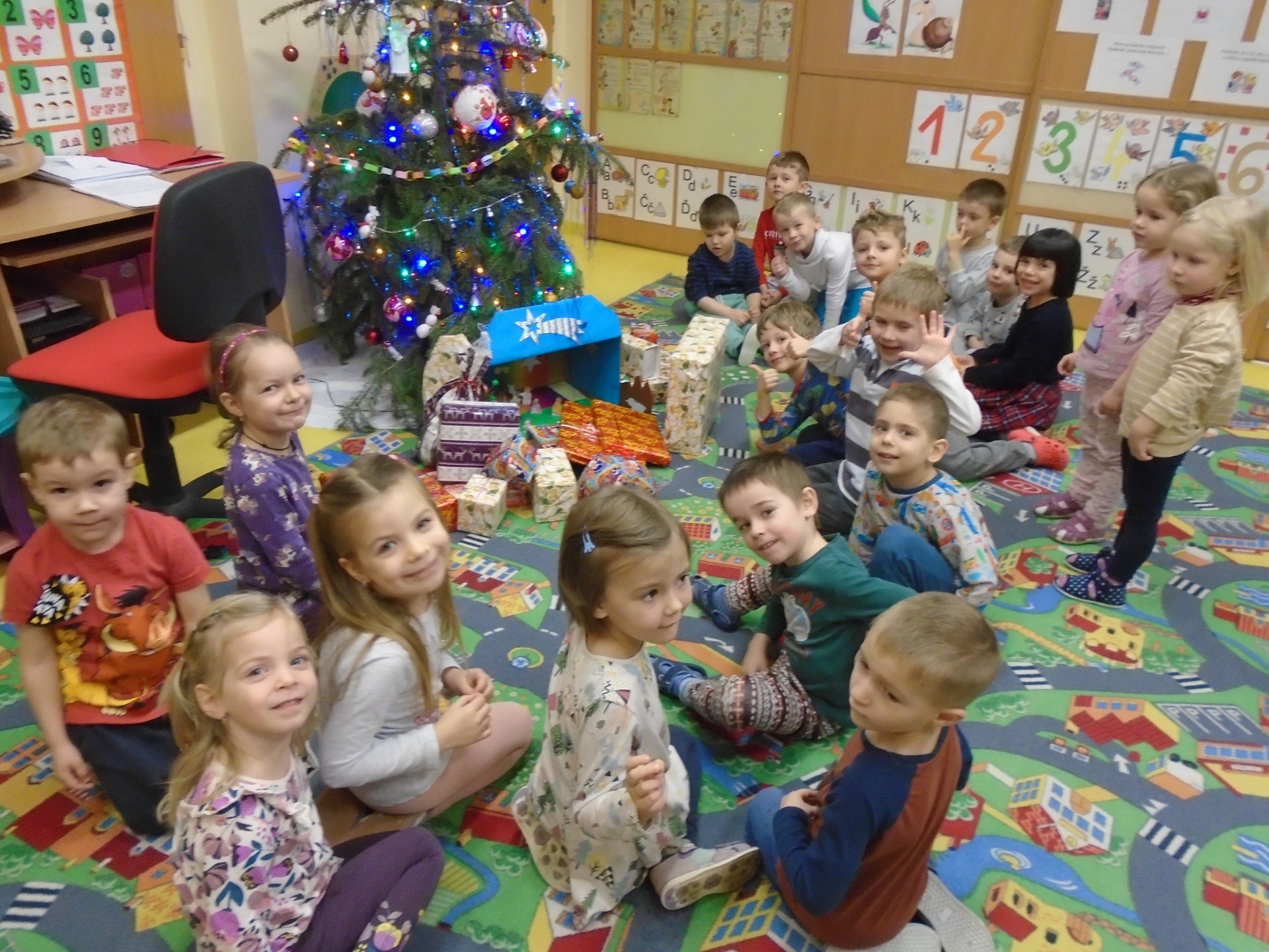 Vianočná atmosféra v materskej škole - Obrázok 4