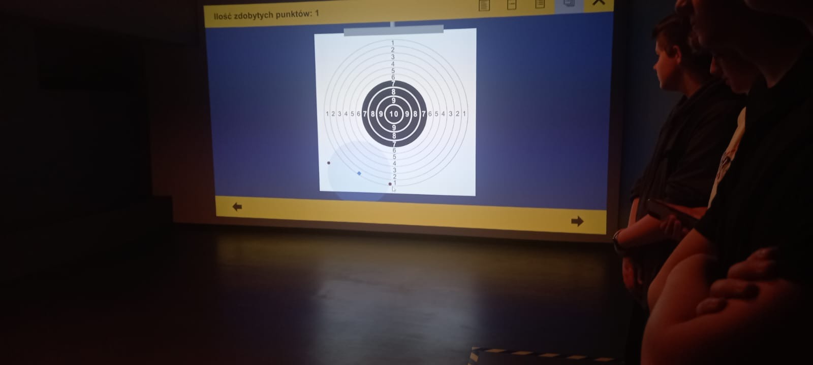 Szkolenie na strzelnicy wirtualnej - Obrazek 2